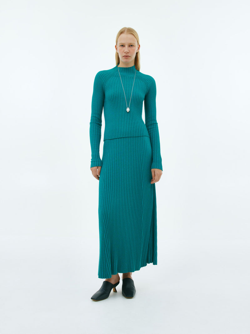 Emerald knitted golf