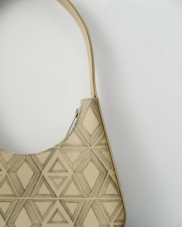 Bag with geometric print